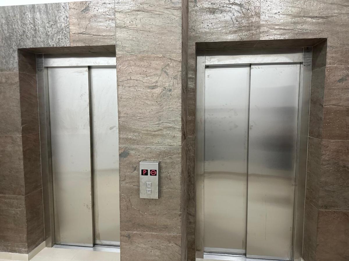 In Apart Hotel Bükreş Dış mekan fotoğraf