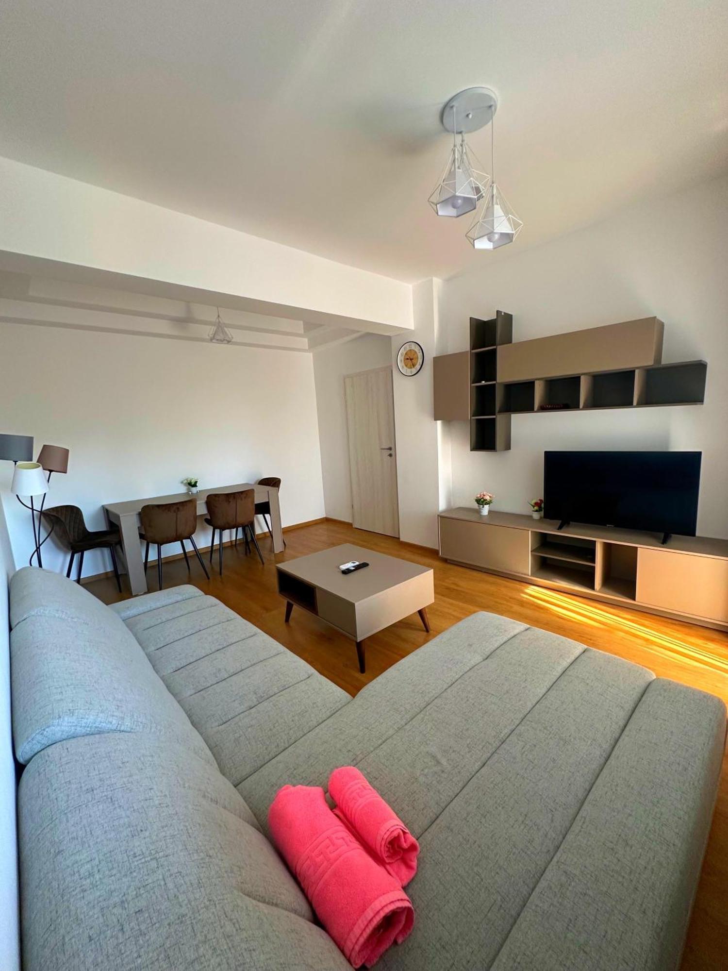 In Apart Hotel Bükreş Dış mekan fotoğraf
